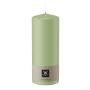 Candela a tronchetto MAEVA, verde pastello, 20cm, Ø7,8cm, 119h - Prodotto in Germania
