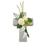 Composizione floreale in plastica con rose, calle e luppolo LONNE, croce per piante, bianco-verde, 35x18x10 cm