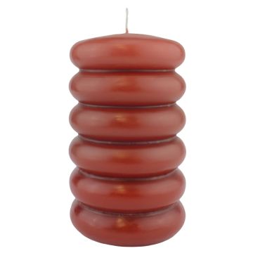 Candela a tronchetto MONISHA con scanalature trasversali, rosso antico, 15cm, Ø9cm, 69 ore - Prodotto in Germania Candela a tronchetto MONISHA con scanalature trasversali, rosso antico, 15cm, Ø9cm, 69 ore - Prodotto in Germania