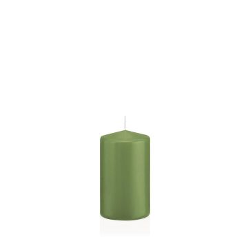 Candela a tronchetto MAEVA, verde pastello, 8cm, Ø5cm, 18 ore - Prodotto in Germania Candela a tronchetto MAEVA, verde pastello, 8cm, Ø5cm, 18 ore - Prodotto in Germania