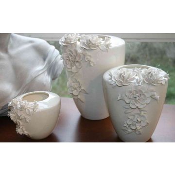 vaso in ceramica ANANDA con ornamento di rose, 21cm